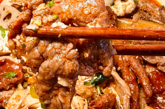 冒菜店開商場還是社區(qū)？看完再選址不后悔