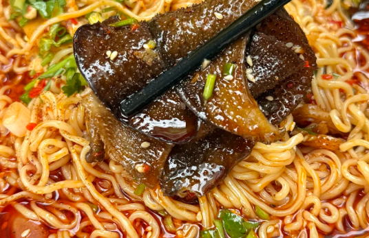 想學做冒菜開店靠譜嗎？帽牌貨這樣學準沒錯